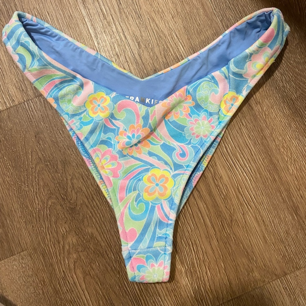 Frankie’s Bikini Bottom